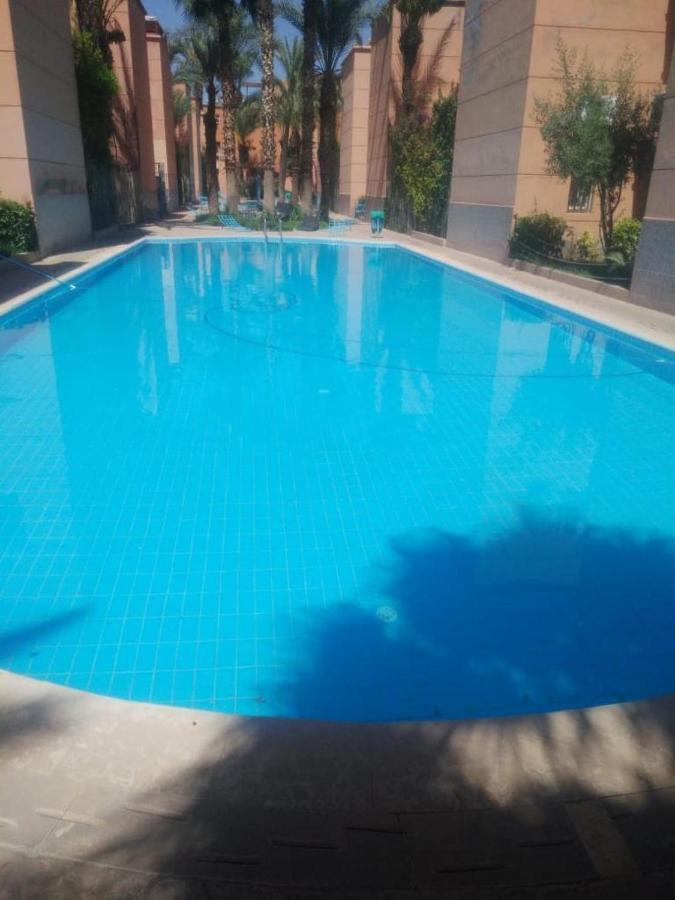 Riad Palmier Fleuri Marakeş Dış mekan fotoğraf